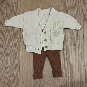 Grayson collective knit pants and sweater NB